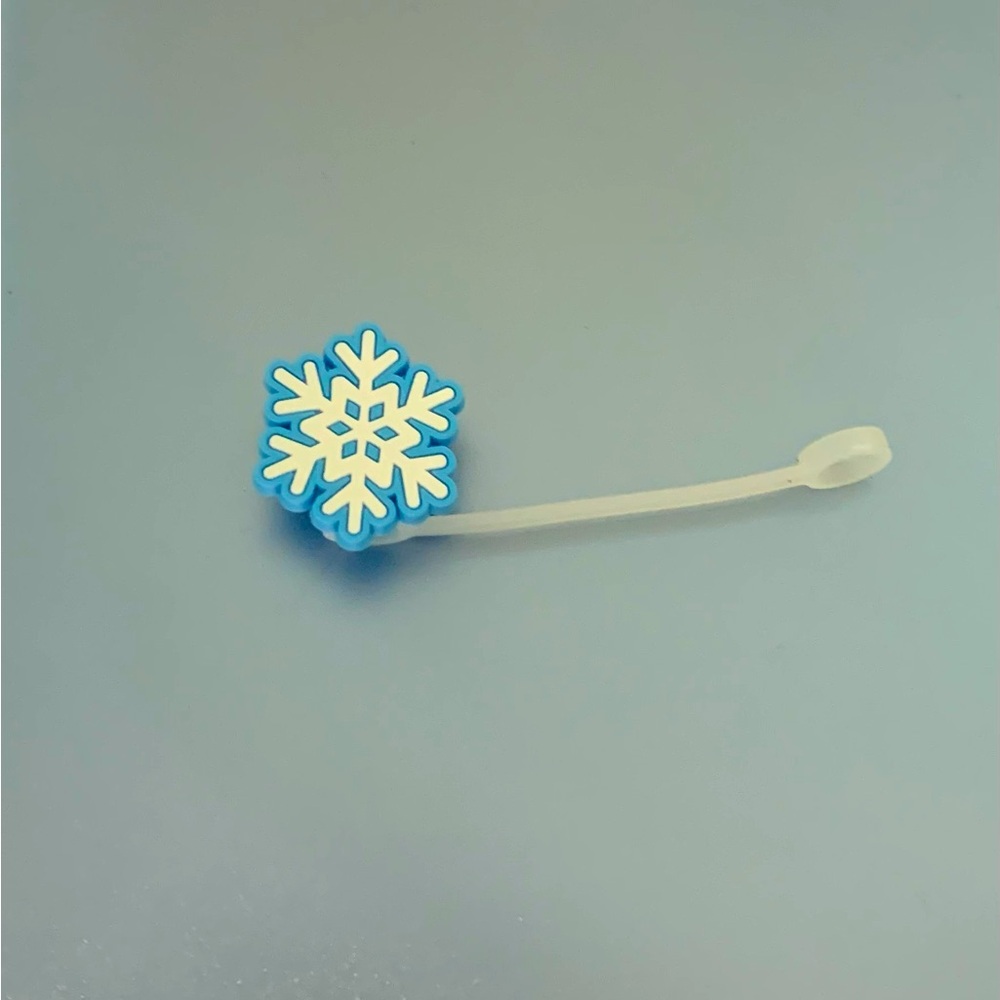 Snowflake straw topper